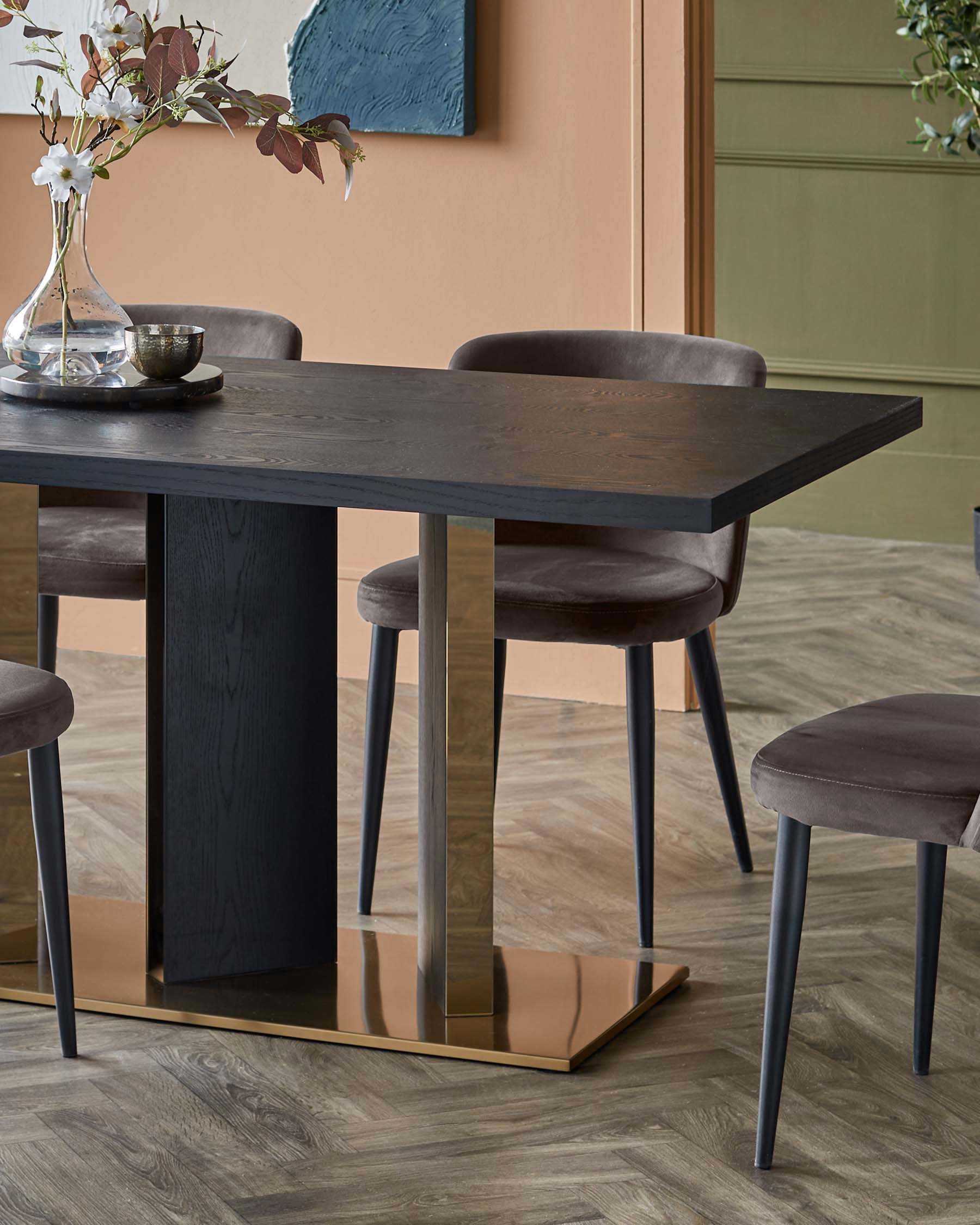 Holland 6 seater table and 6 Trinny dining chairs set