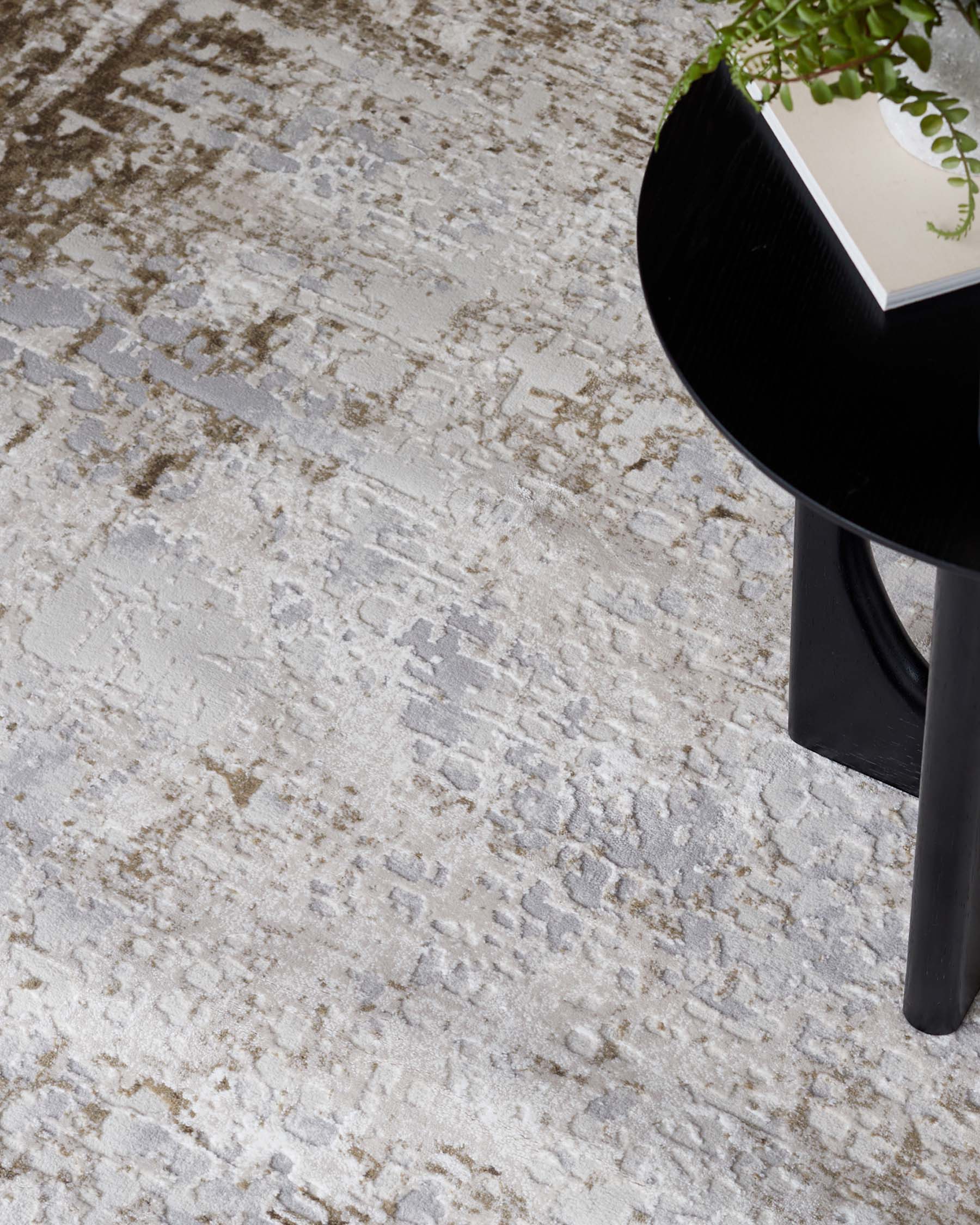 Distressed Border Large Easy Living Textured Rug Natural