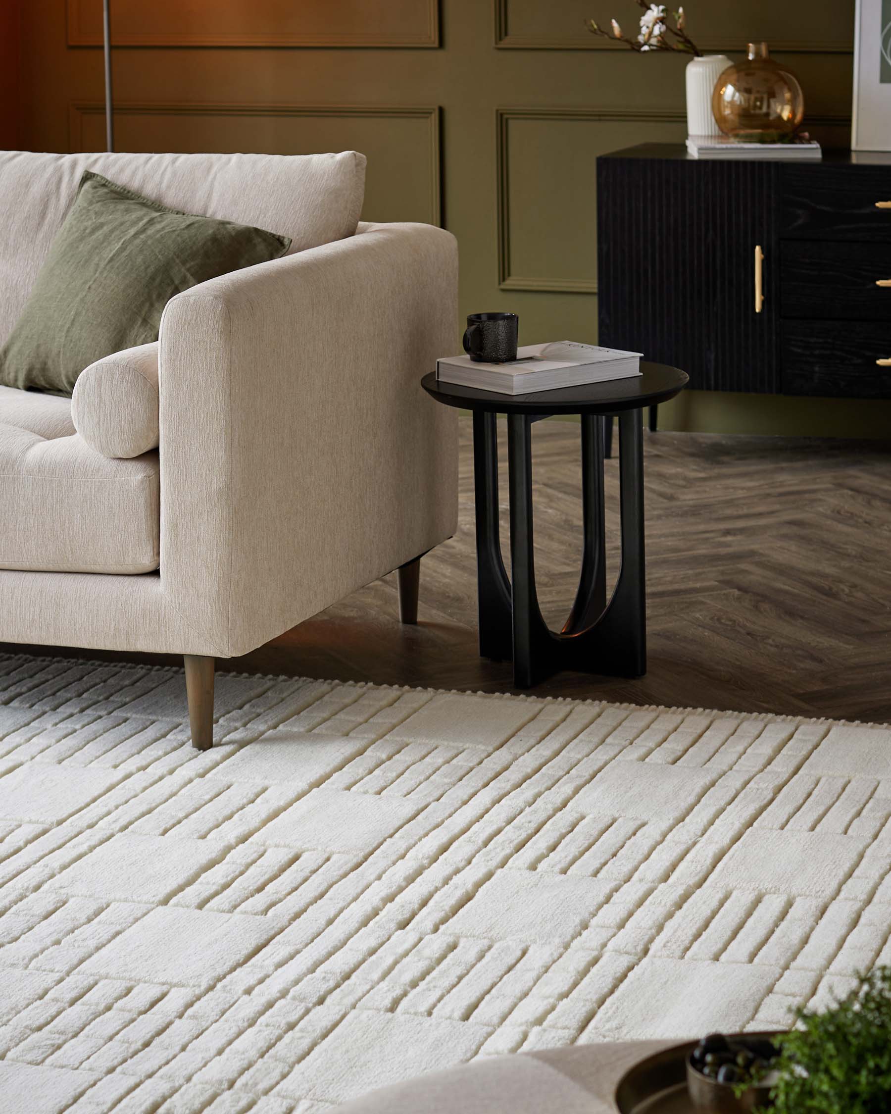 Mosaic cream sculpted wool small rug