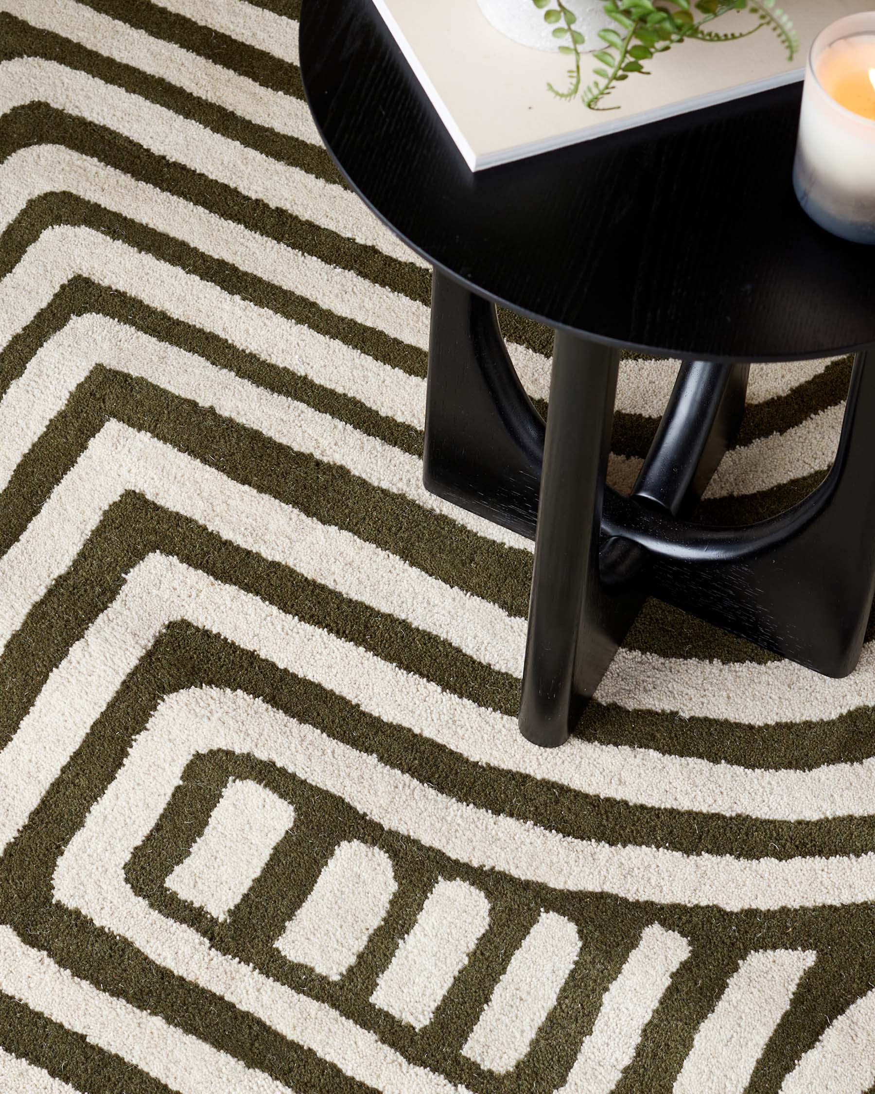 Abstract Swirl dark green wool small rug