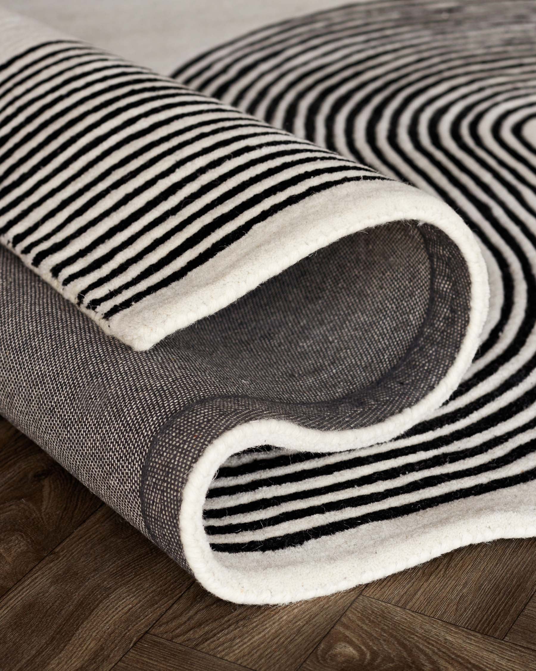 Abstract Lines black and cream wool small rug