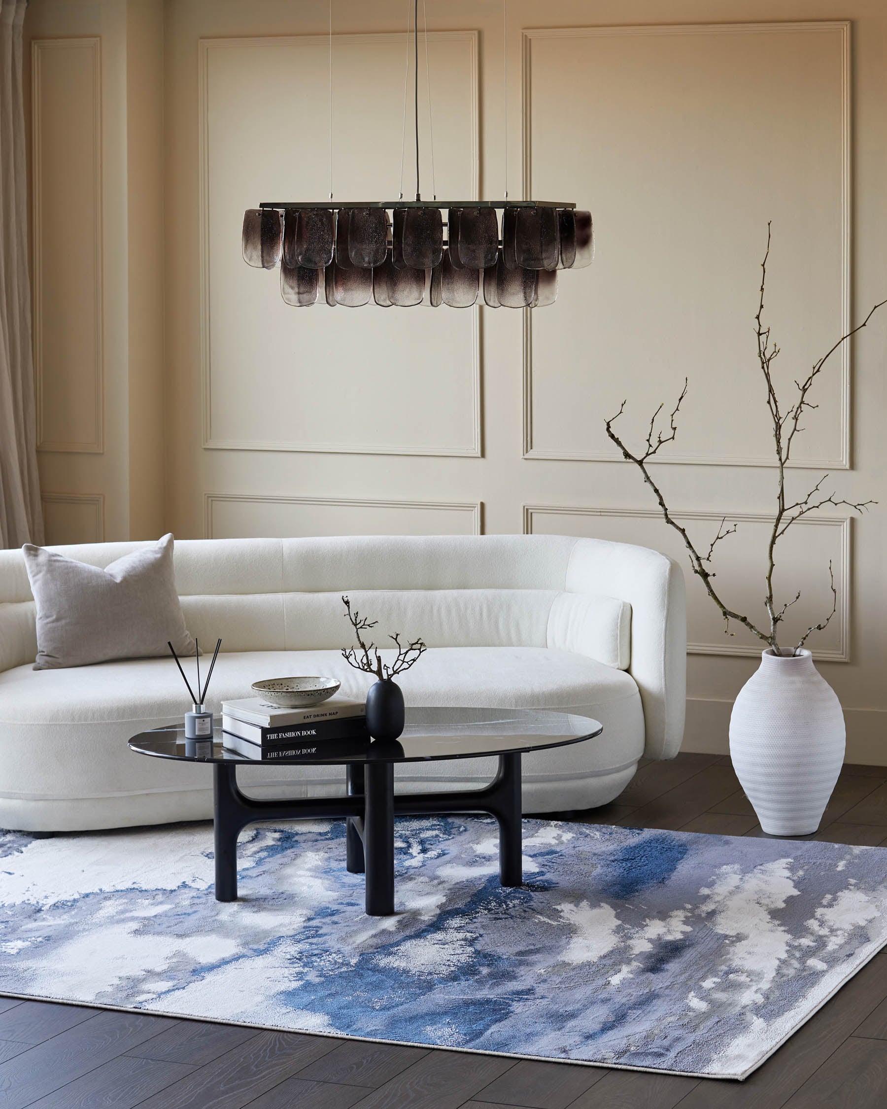 Perla dark navy textured medium rug