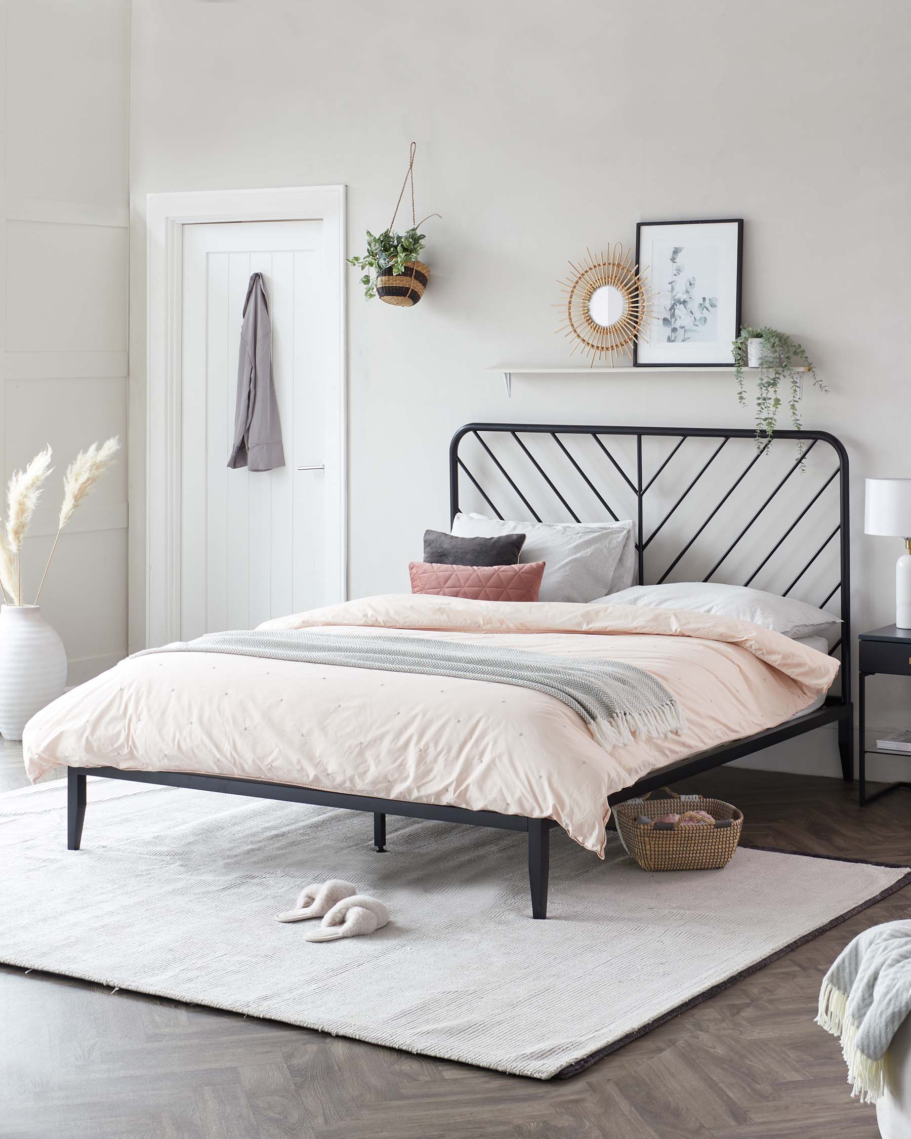 Wynn Black Metal King Size Bed