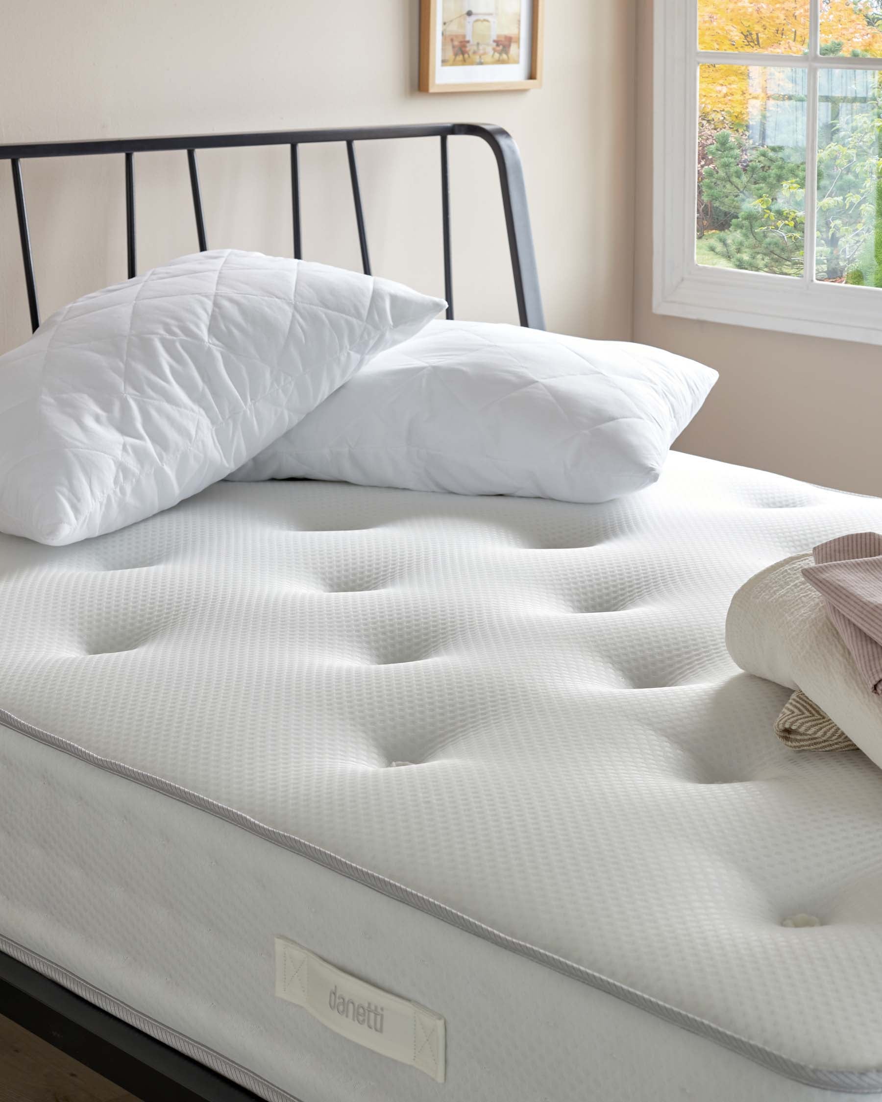 Classic Comfort 1,000 Pocket Spring Medium Tension Super King Mattress