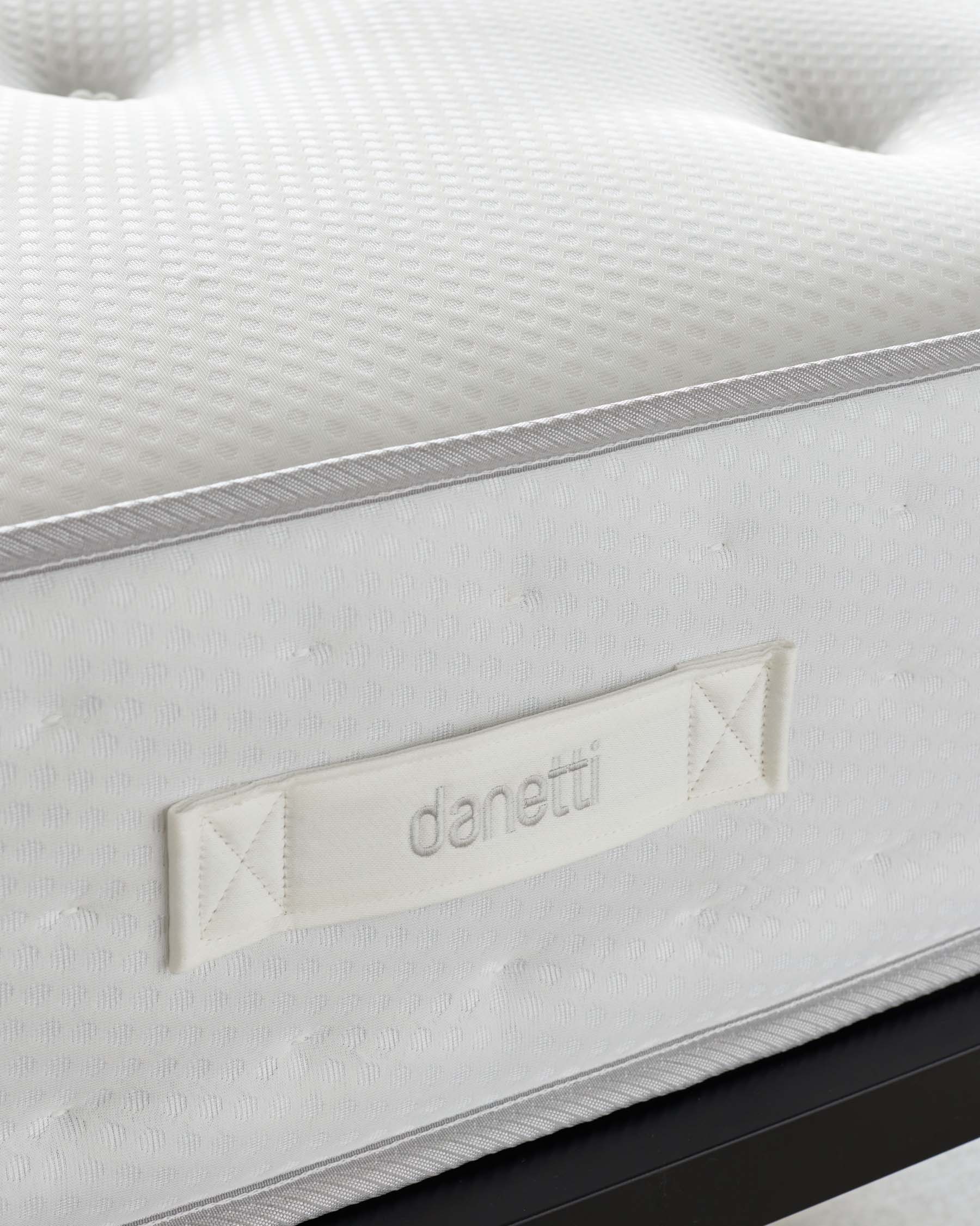 Classic Comfort 1,000 Pocket Spring Medium Tension Super King Mattress