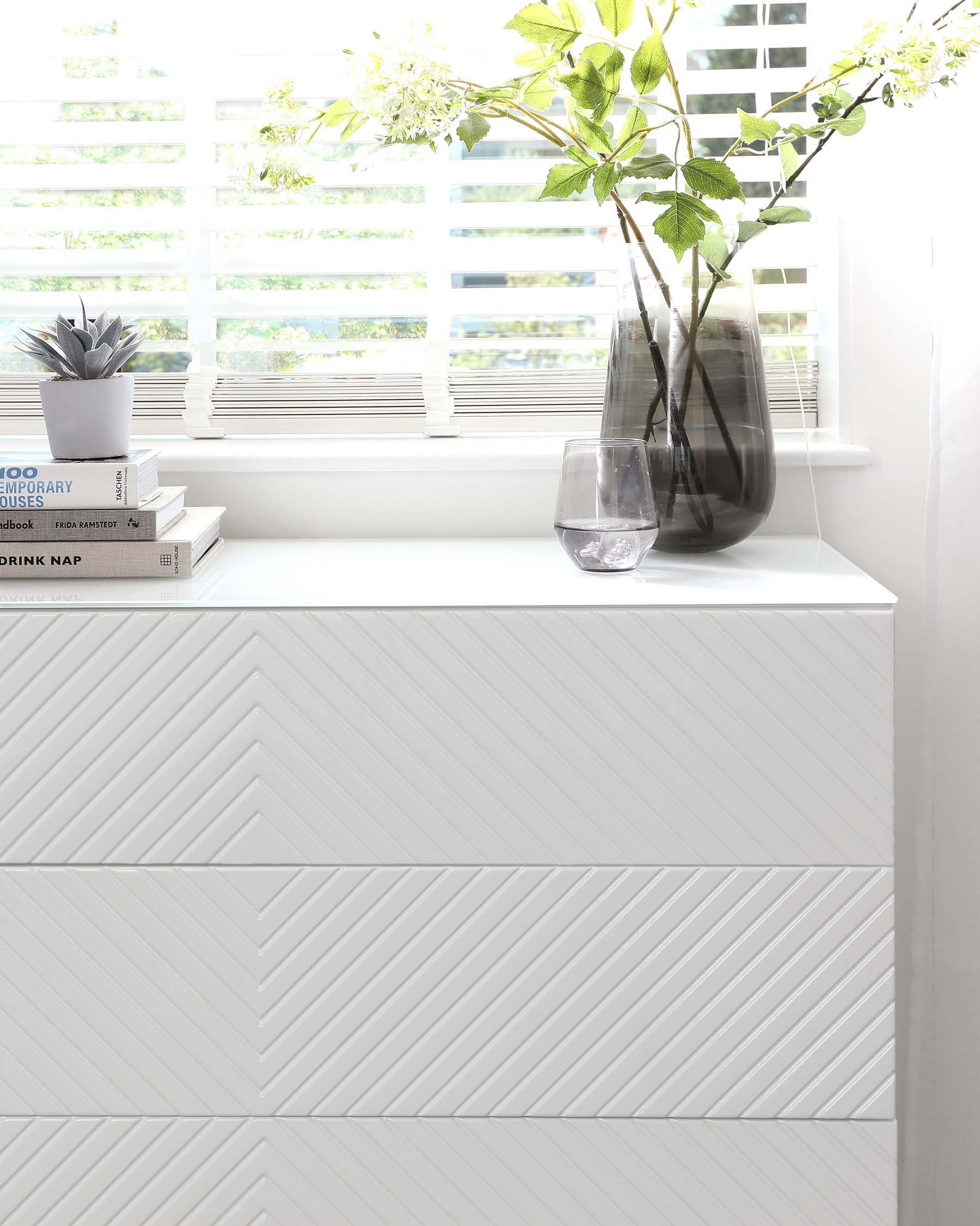 Noah White Gloss Chest Of Drawers With Brass Legs