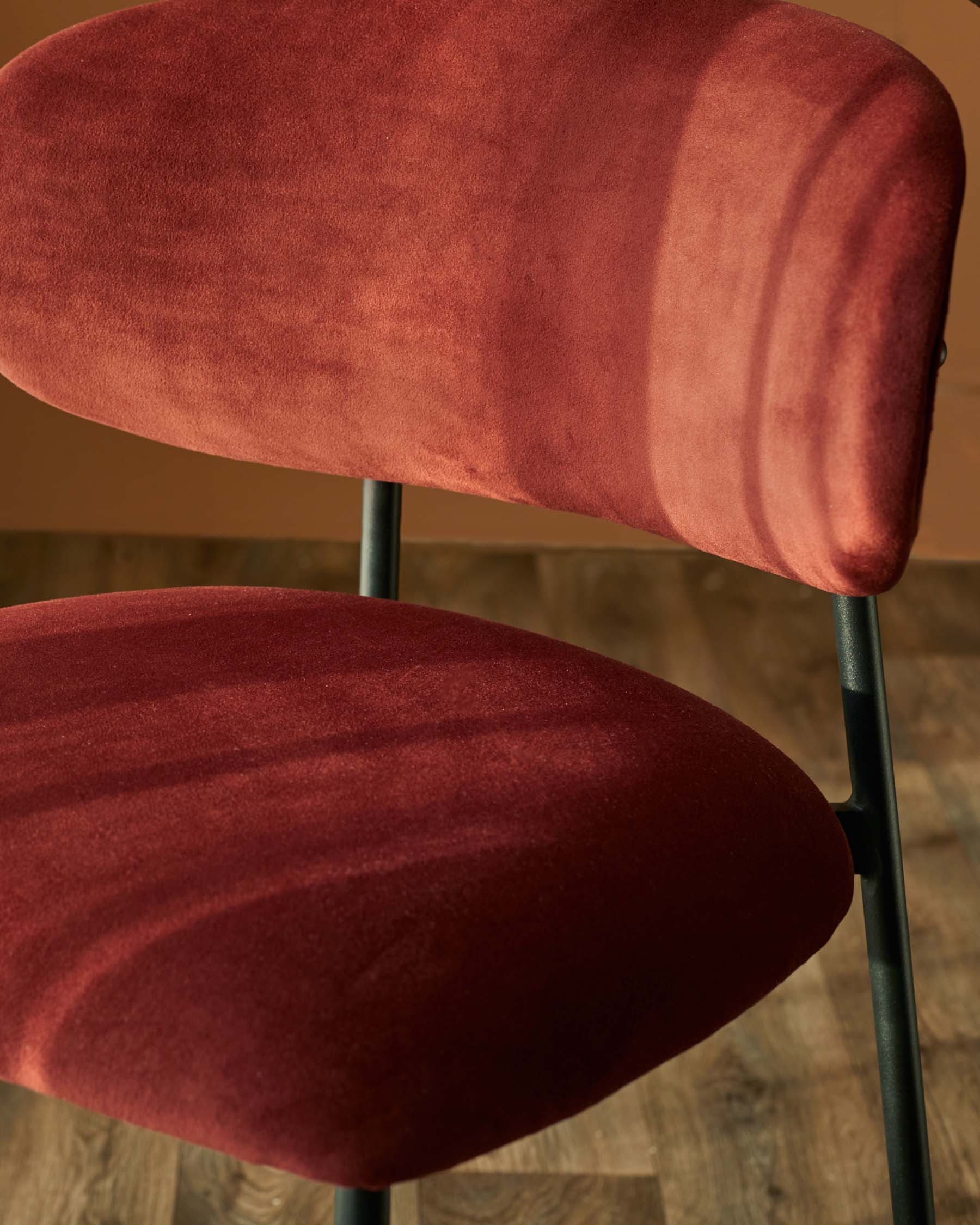 Cree toffee red velvet dining chair